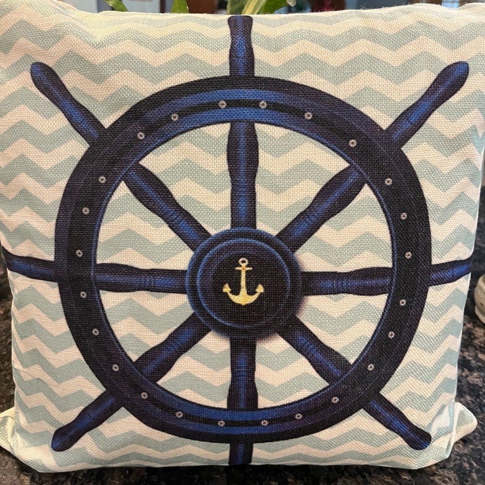Helm Pillow